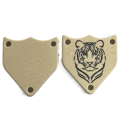 Irregular Pentagon 3 Hole Fancy Plastic Buttons Engraved Tiger Logo In